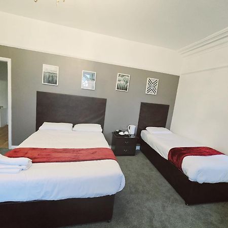 Kingswood Hotel ميدينهيد المظهر الخارجي الصورة