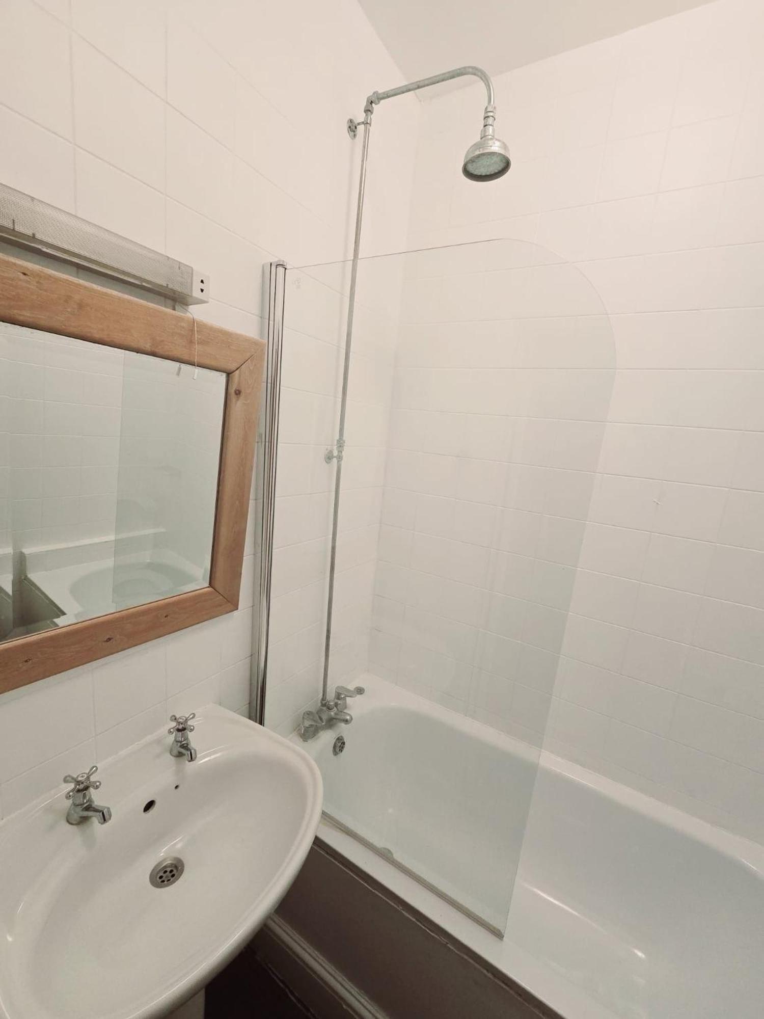 Kingswood Hotel ميدينهيد المظهر الخارجي الصورة