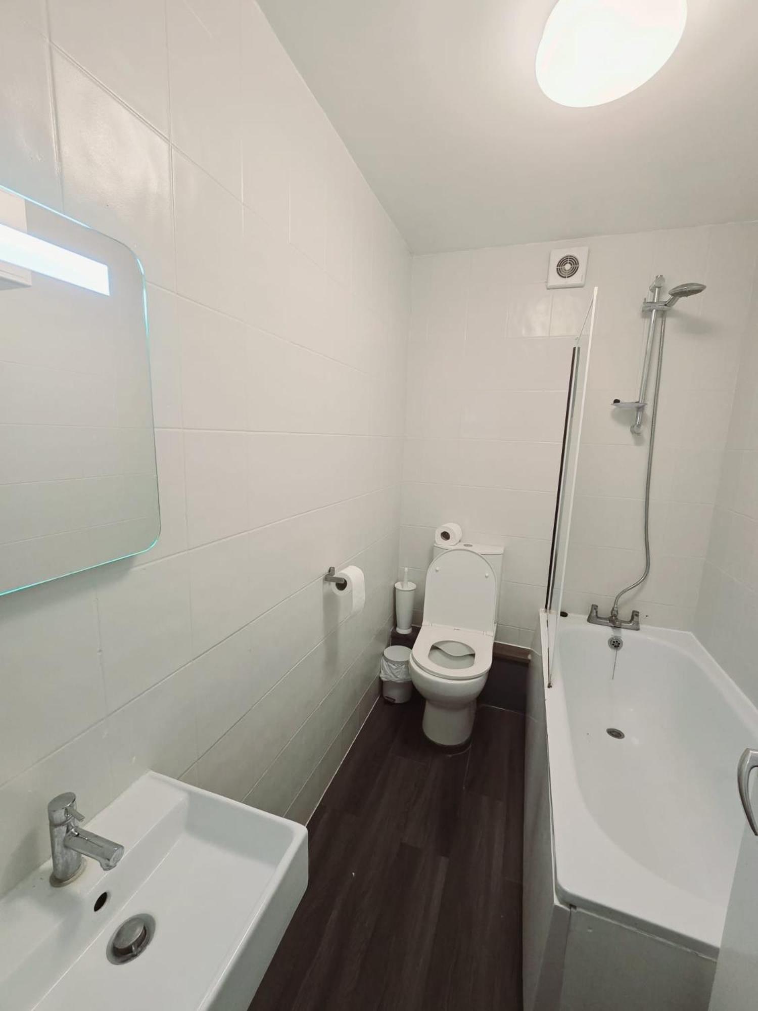 Kingswood Hotel ميدينهيد المظهر الخارجي الصورة