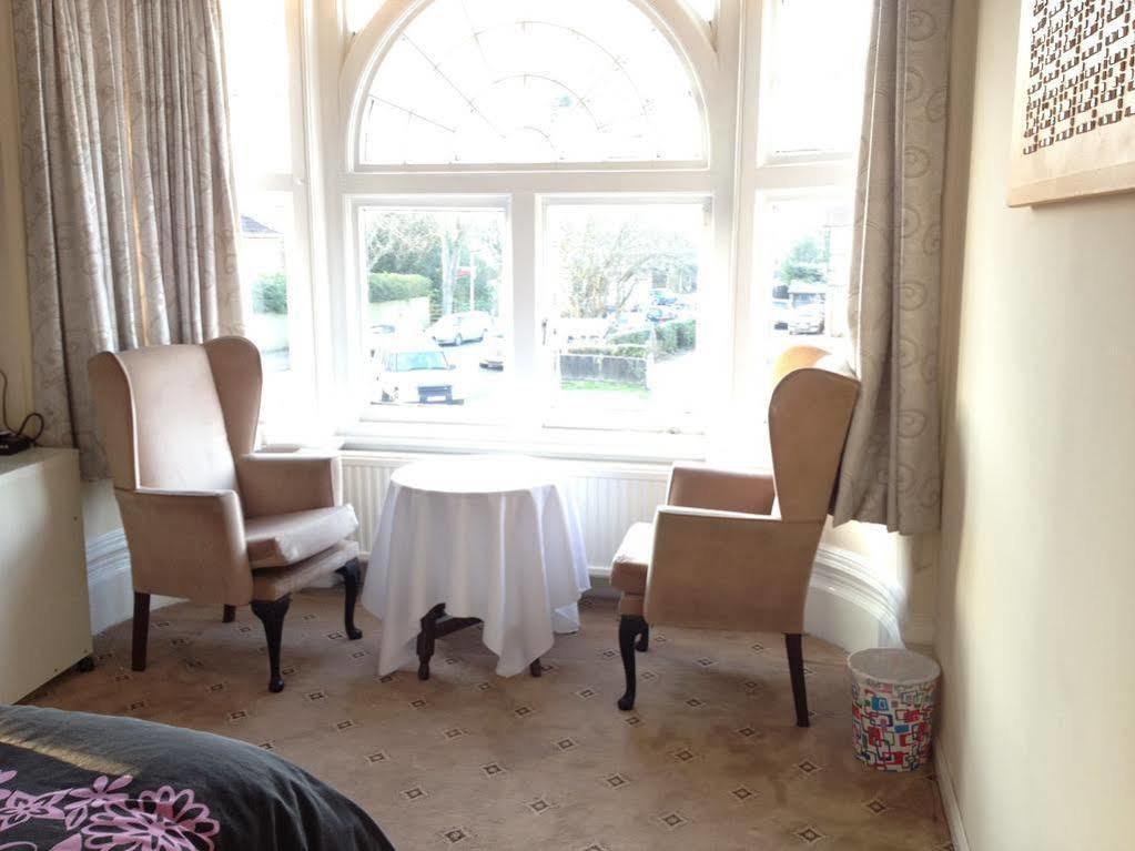 Kingswood Hotel ميدينهيد المظهر الخارجي الصورة